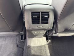 VW R-Line 4Motion 2.0TSI Black Style AHK Pano LED