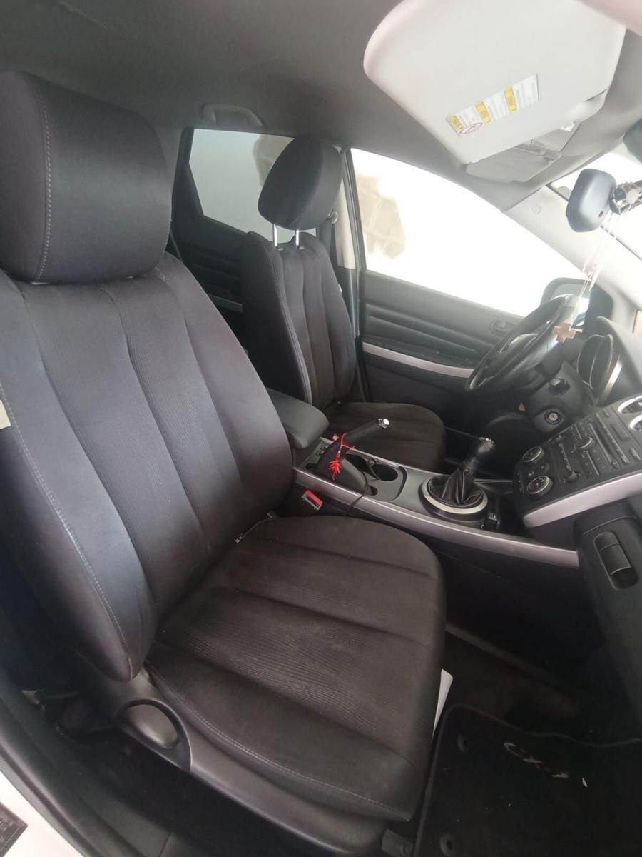 Mazda CX-7 2010 — photo 8