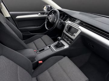 Volkswagen Passat Variant - 9