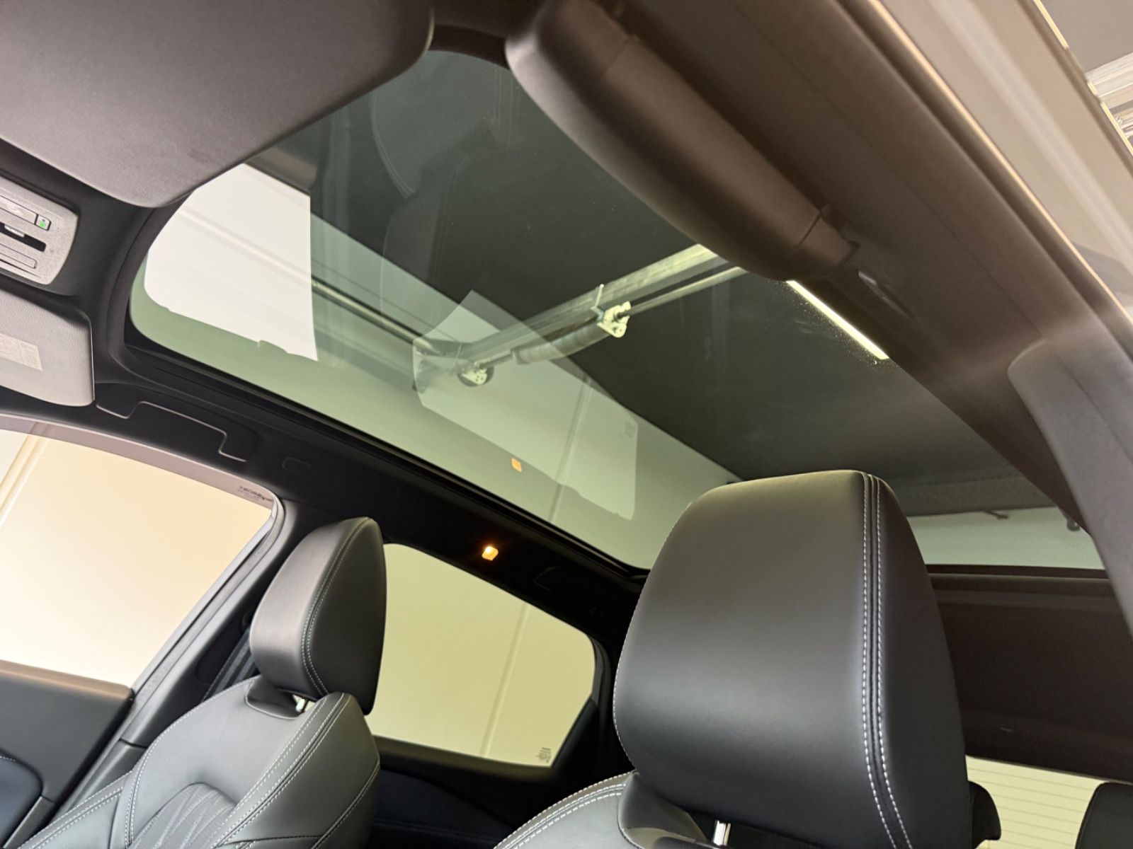Fahrzeugabbildung Nissan Qashqai Tekna+ e-Power, 360° Kamera, Navi, WP,