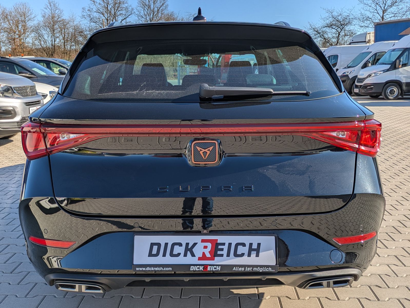 Fahrzeugabbildung CUPRA Leon 1.5 eTSI DSG MATRIX-LED*ACC*APP*KAMERA*18"
