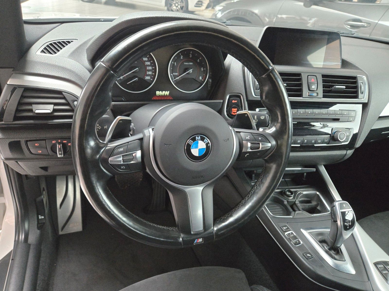Fahrzeugabbildung BMW 225 2 Coupe d M Sport Paket *SONDERLACK*