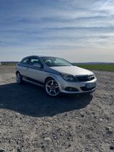 Opel Astra H GTC 2.0 Turbo  - Opel Astra: H Gtc Turbo
