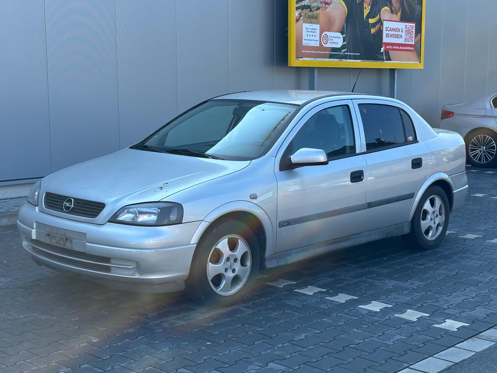 Opel Astra 1.6 Automatik / Leder/ Klima / Sitzheizung