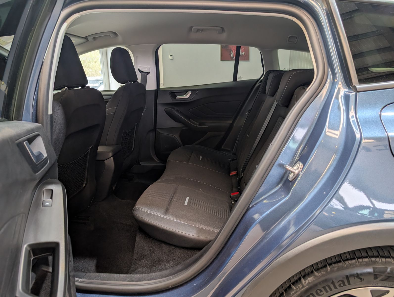 Fahrzeugabbildung Ford Focus 1.0 EcoBoost MHEV Active LED ACC Cam 17"