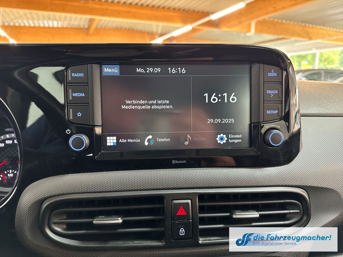 Fahrzeugabbildung Hyundai i10 Trend 1.0 EU6d Navi Apple CarPlay Android Au