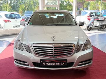 Mercedes E 200 - 2