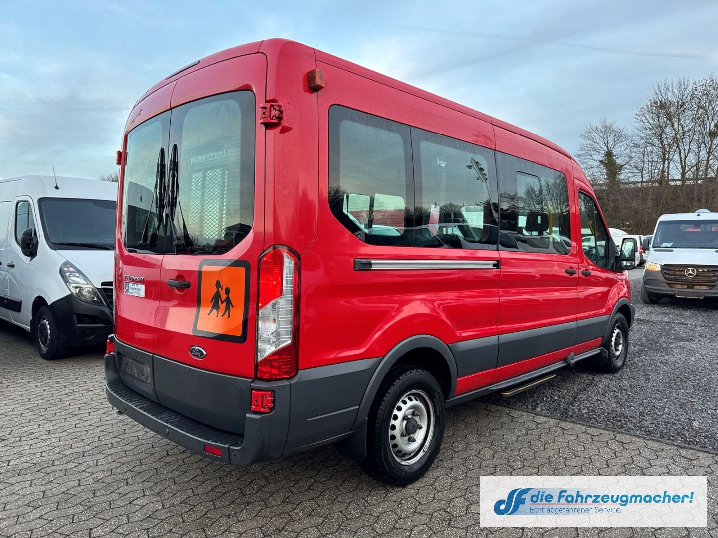 Fahrzeugabbildung Ford Transit Kombi 350 L3 2.2 TDCi *7049 *KLIMA *EXP