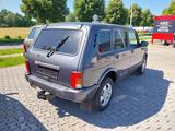 Lada NIVA LANG 4TÜR HU SERVICE KONSERV AHK LADA HÄNDL - Lada
