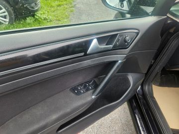 Volkswagen Golf - 5