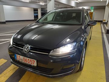 Volkswagen Golf - 3