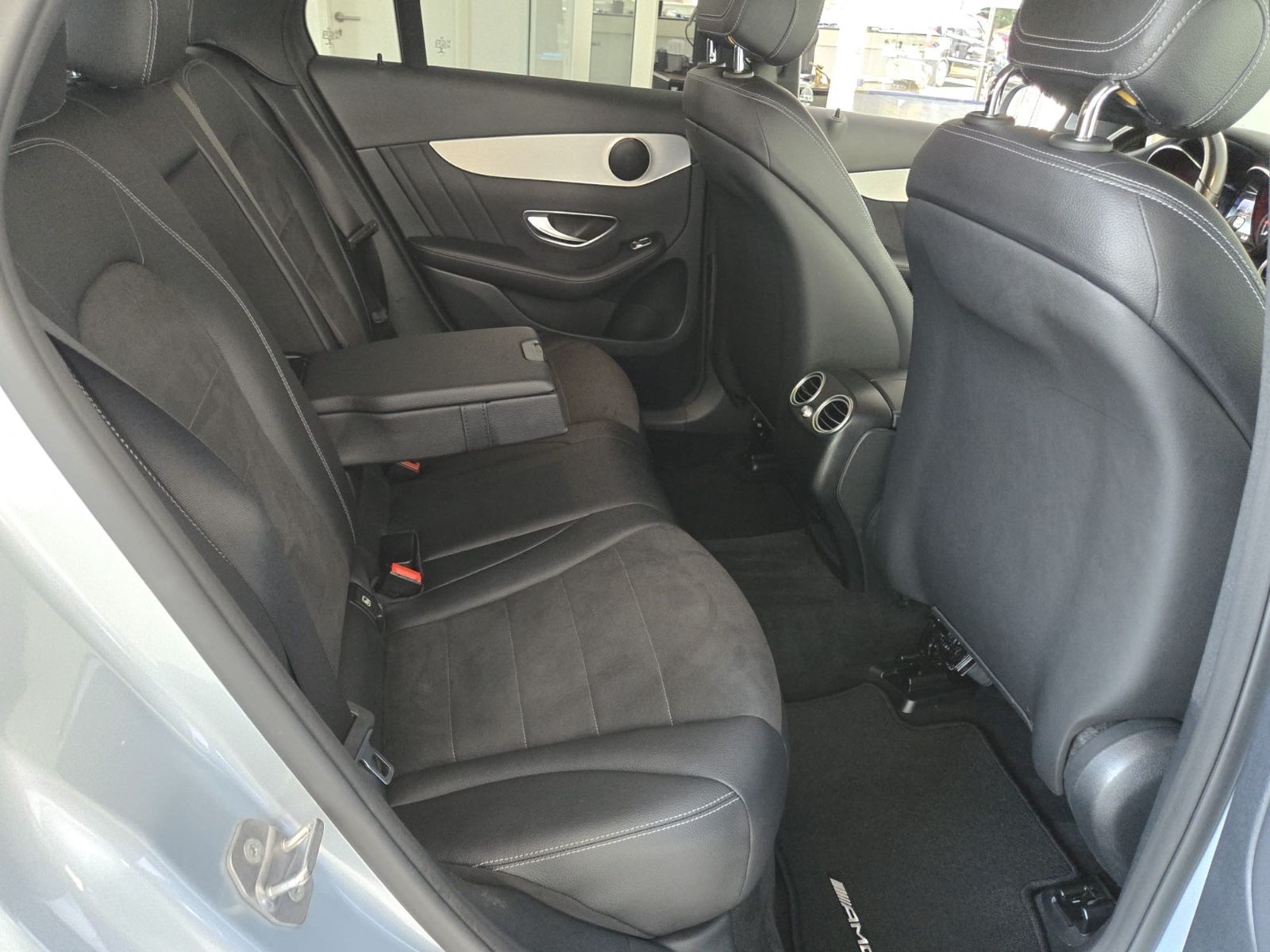 Fahrzeugabbildung Mercedes-Benz GLC 220 d 4Matic * AMG ALU* KAMERA *