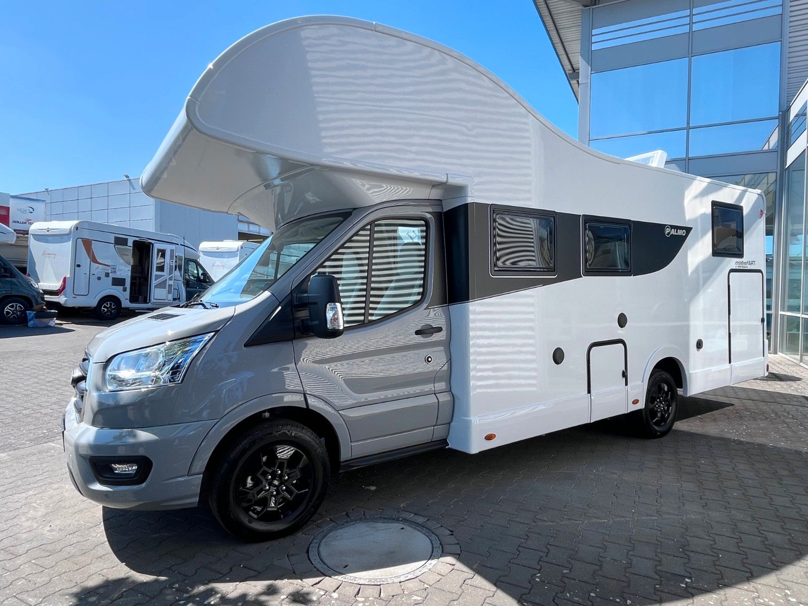 Fahrzeugabbildung NobelART A-7000 - Modell 2026 - Vollausstattung!