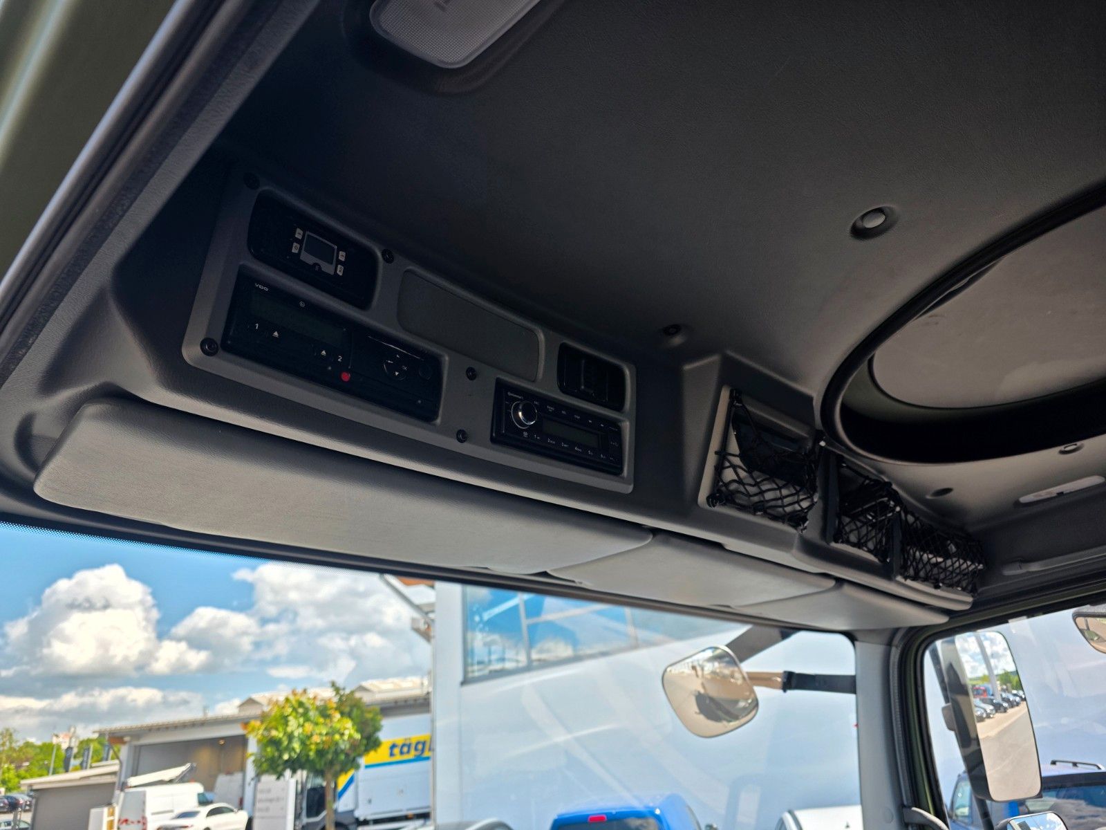 Fahrzeugabbildung Mercedes-Benz Atego 1018 A 4x4 Pritsche Plane mehrfach vorh.