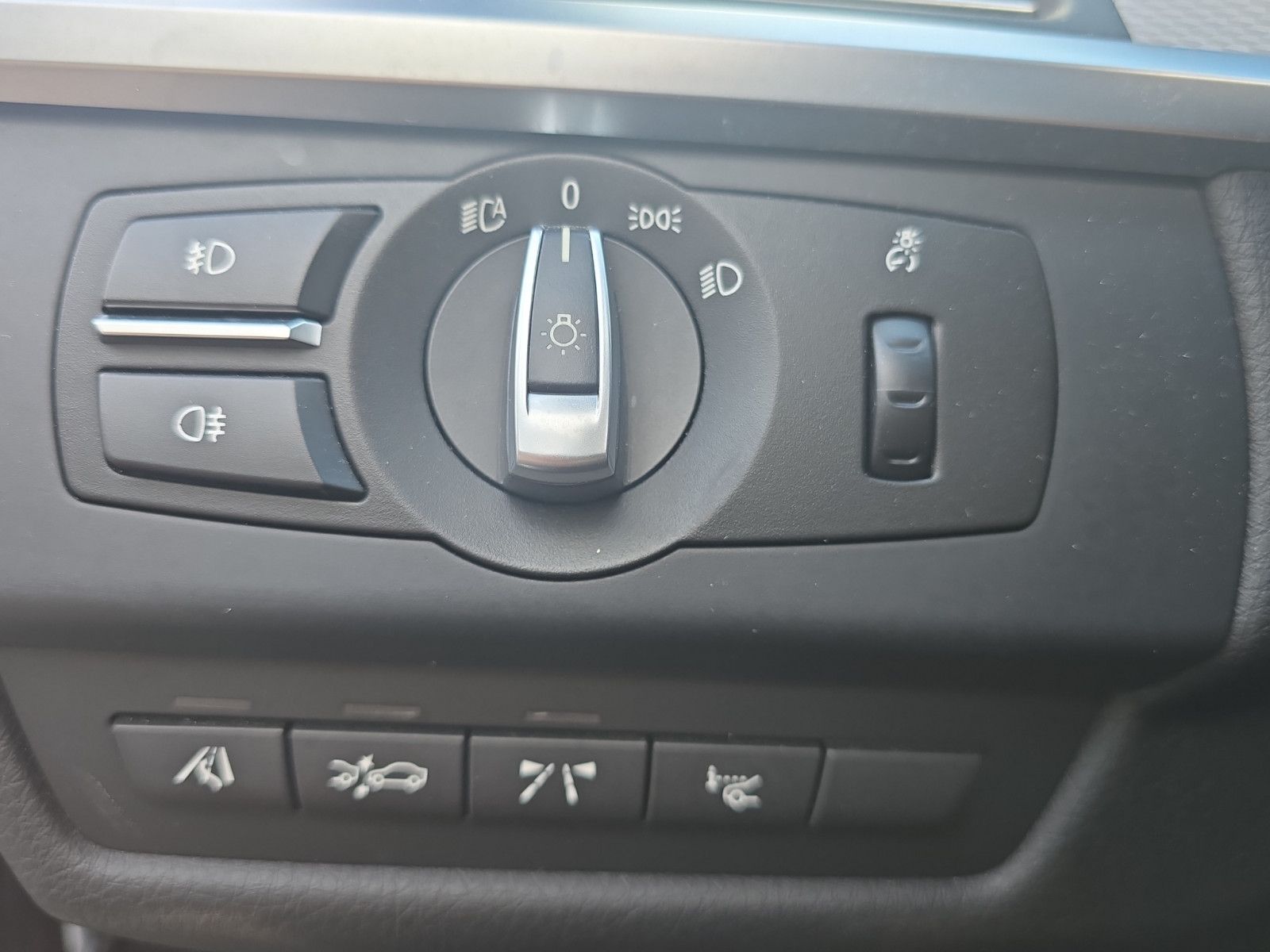 Fahrzeugabbildung BMW 650i Cabrio M-PAKETT,B&O,360,SOFT CLOSE,MASSAGE