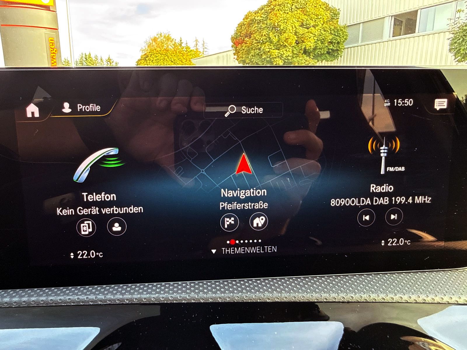 Fahrzeugabbildung Mercedes-Benz A250 4Matic Advanced AMG-Line HUD 360° ACC AMBI