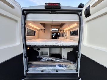 Westfalia Columbus 600 E 140 PS Automatik Skyview SOLAR