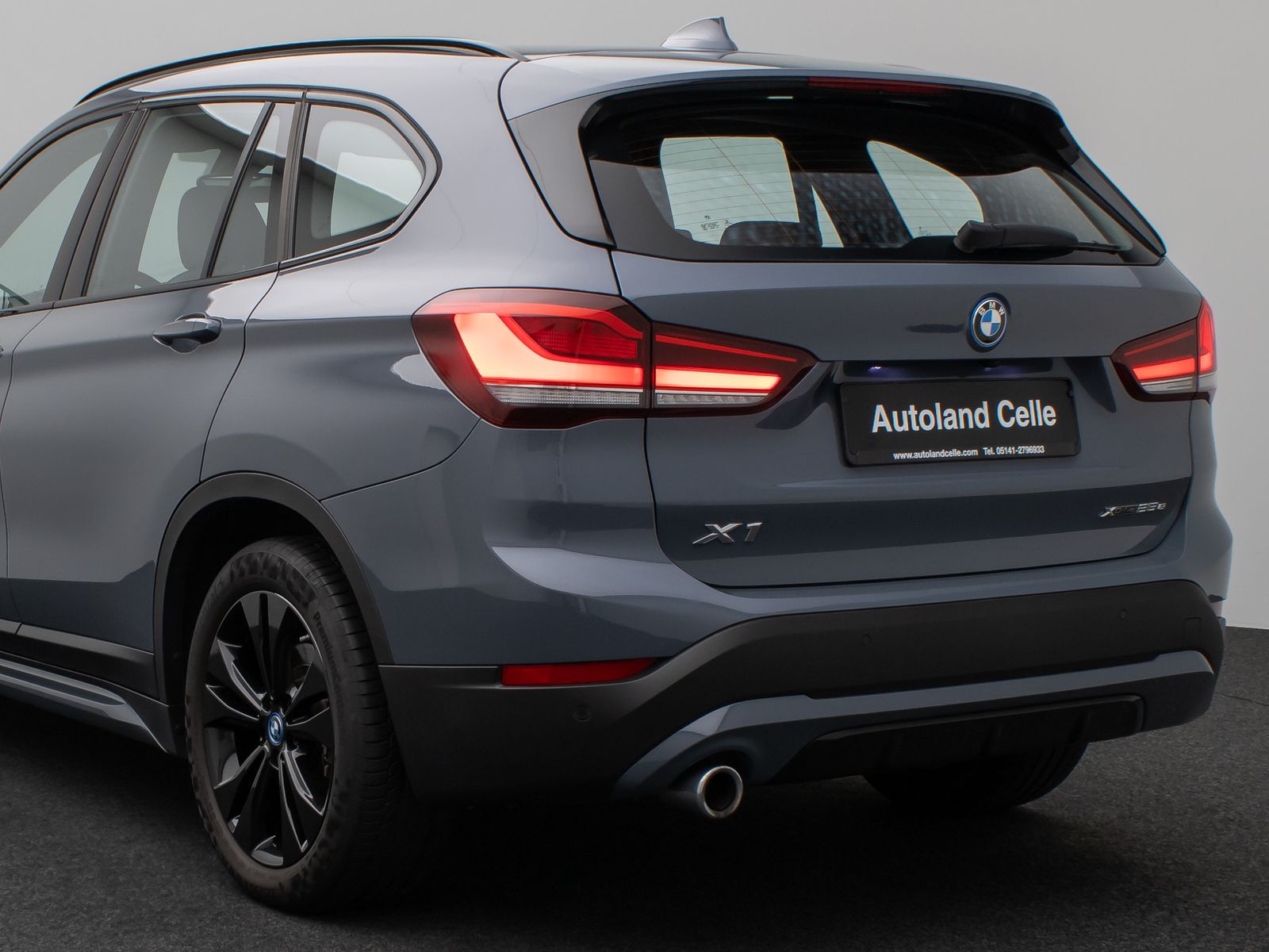 Fahrzeugabbildung BMW X1 xD25e Sport Line Kamera HUD DAB Komfort Navi+