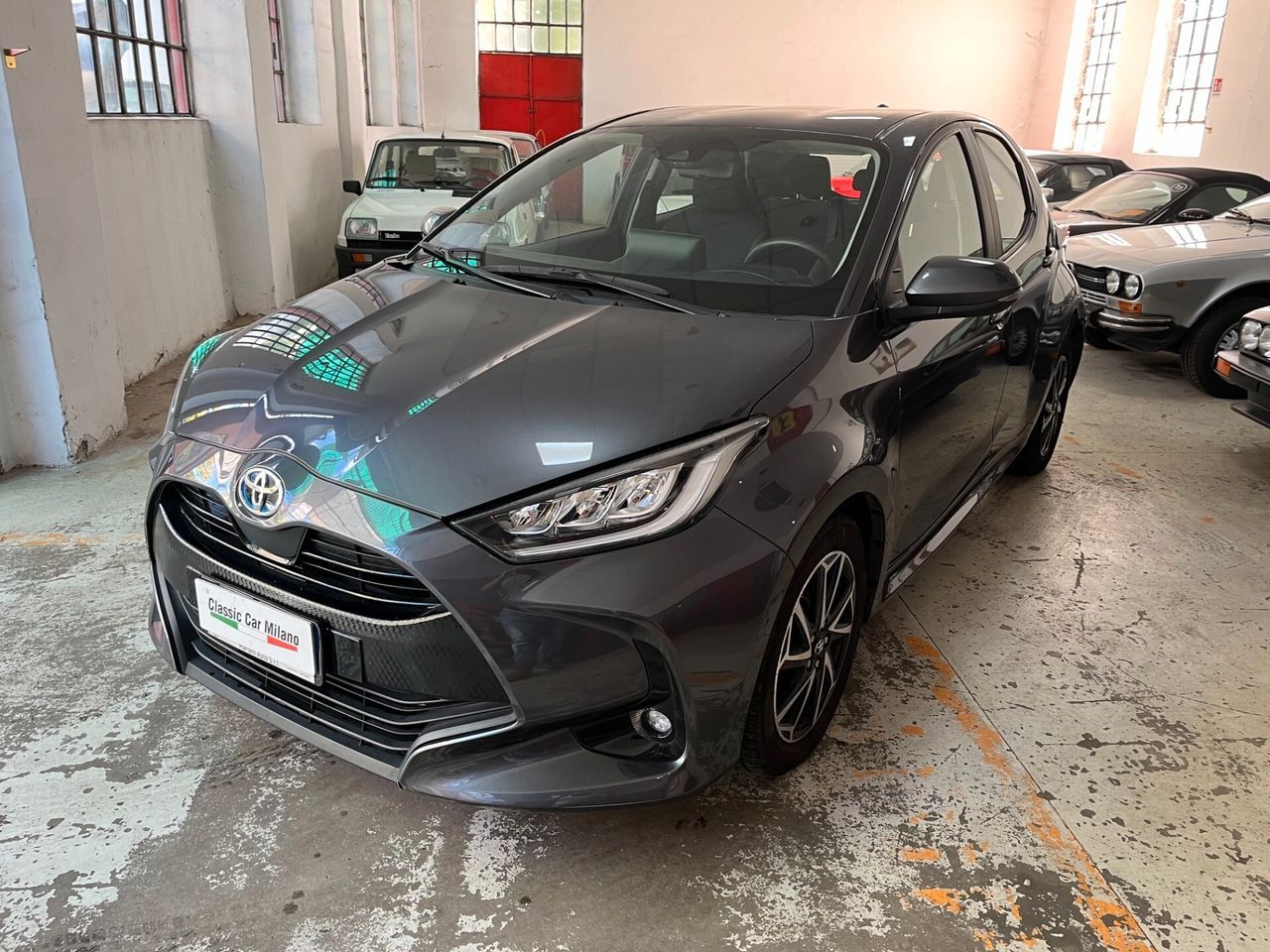 Toyota Yaris 1.5 Hybrid 5 porte UNICO PROPRIETAR imagem 2