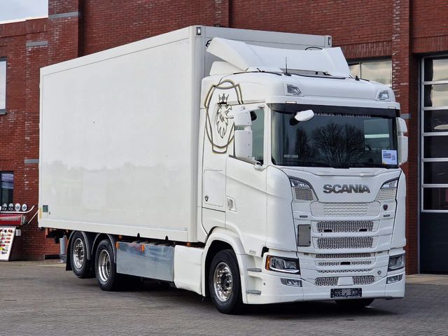 Scania S580 V8 NGS Highline 6x2*4 - Ekeri box with side