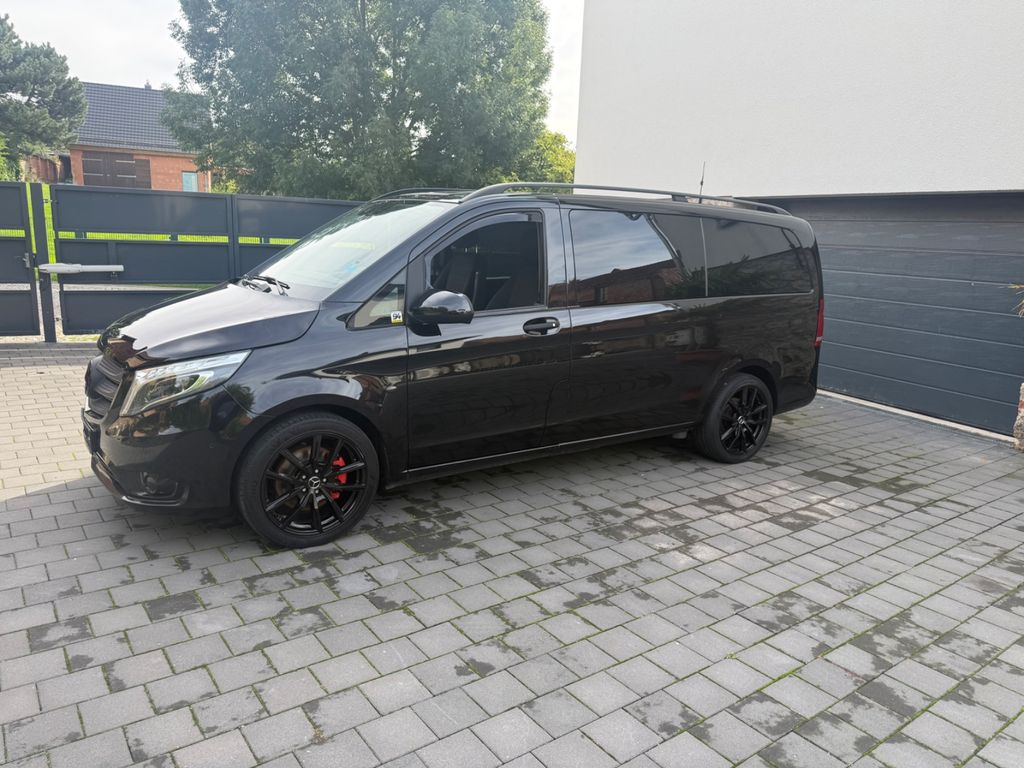 Image of Mercedes-Benz Vito