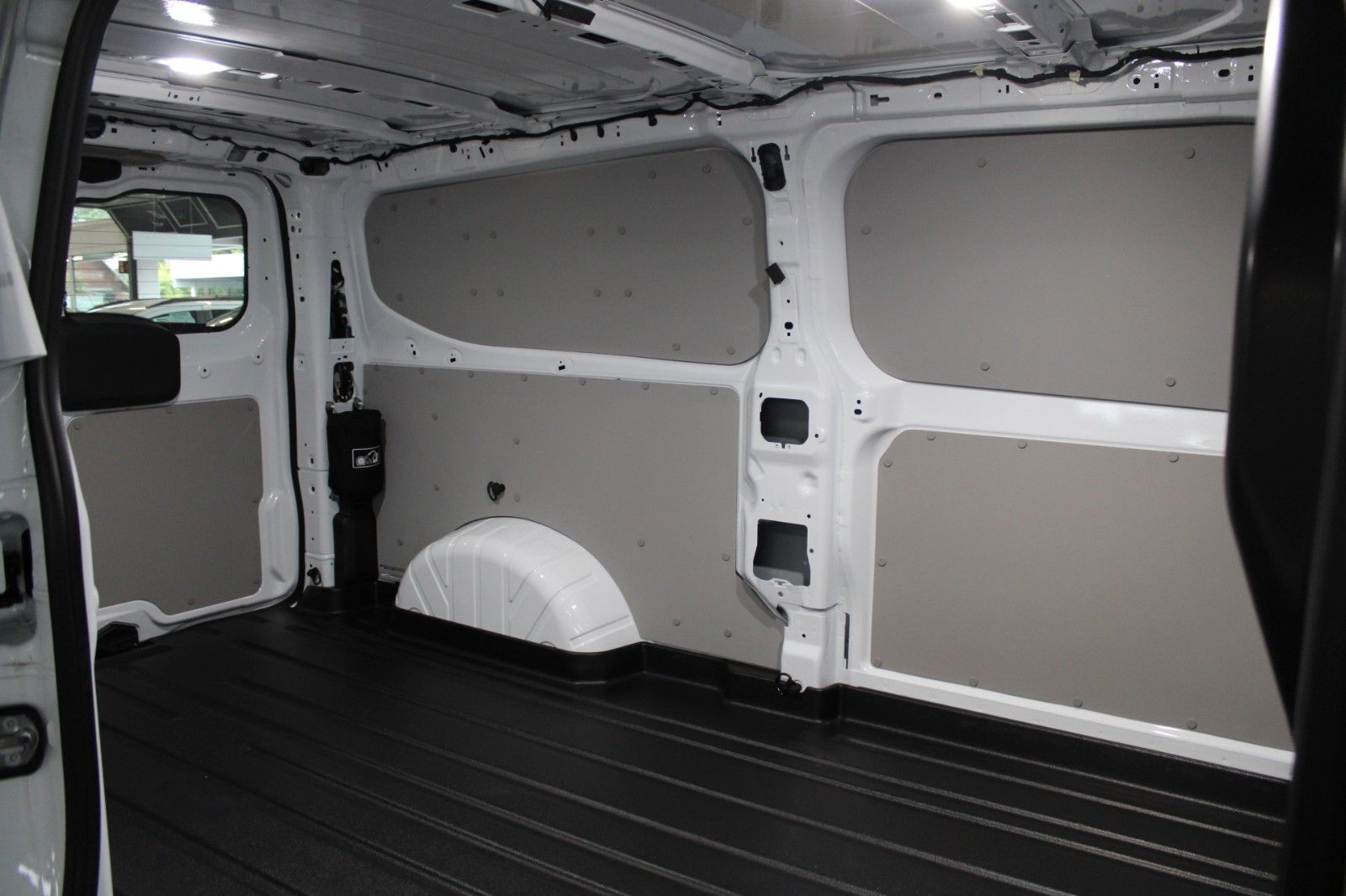 Fahrzeugabbildung Ford Transit Custom TREND L2 Kasten LED NAVI ACC uvm.
