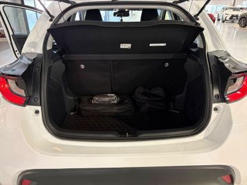 Toyota Yaris - 7