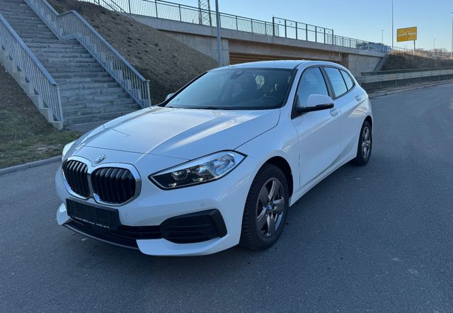 BMW 118 d Advantage PDC Tempomat SHZ MFL Connected