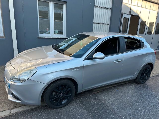 Alfa Romeo Giulietta 1.6 JTDm-2 105 CV Distincti