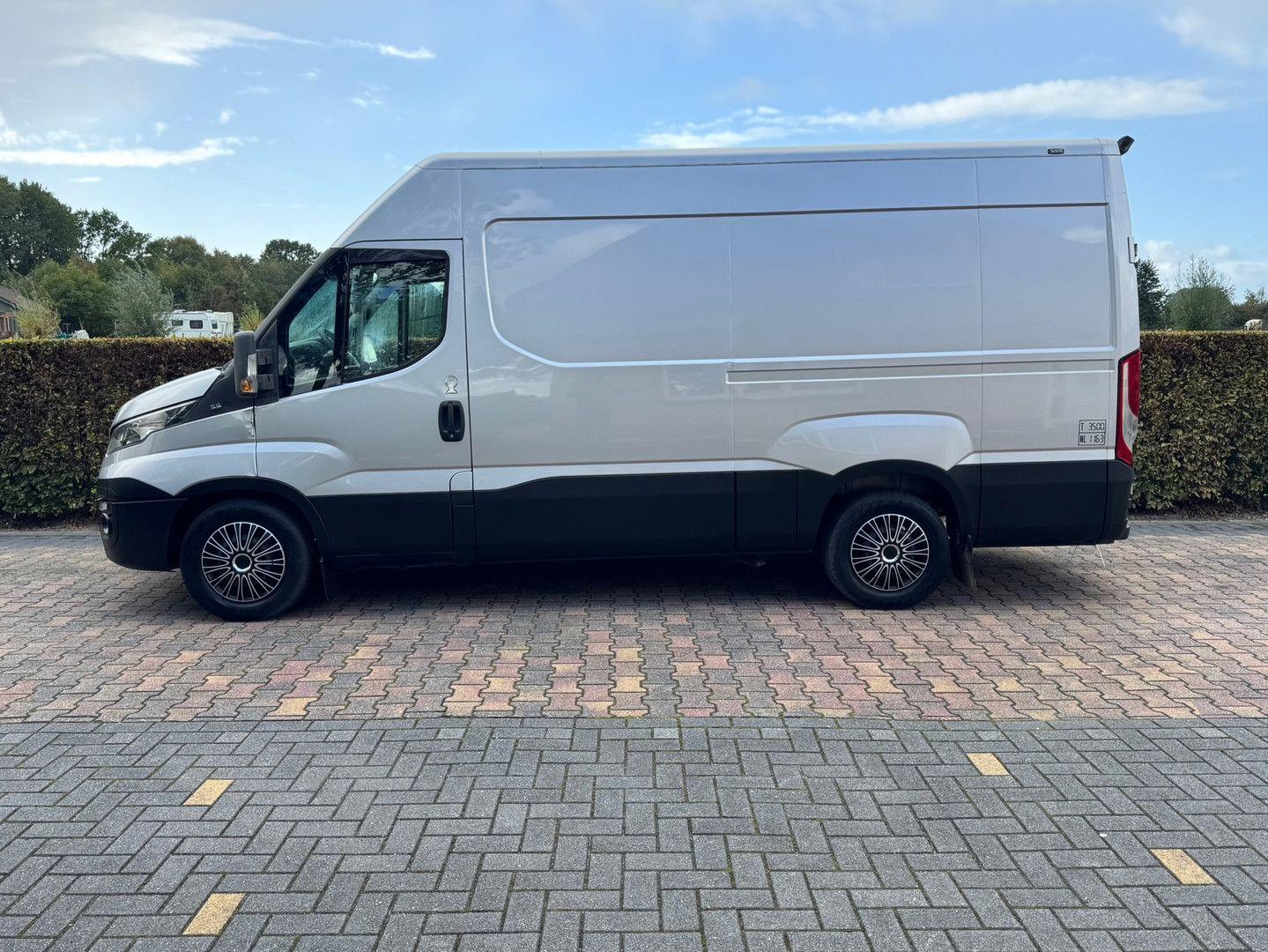 Iveco Daily 35S17 3.0 A/C HOOG LANG Kasten