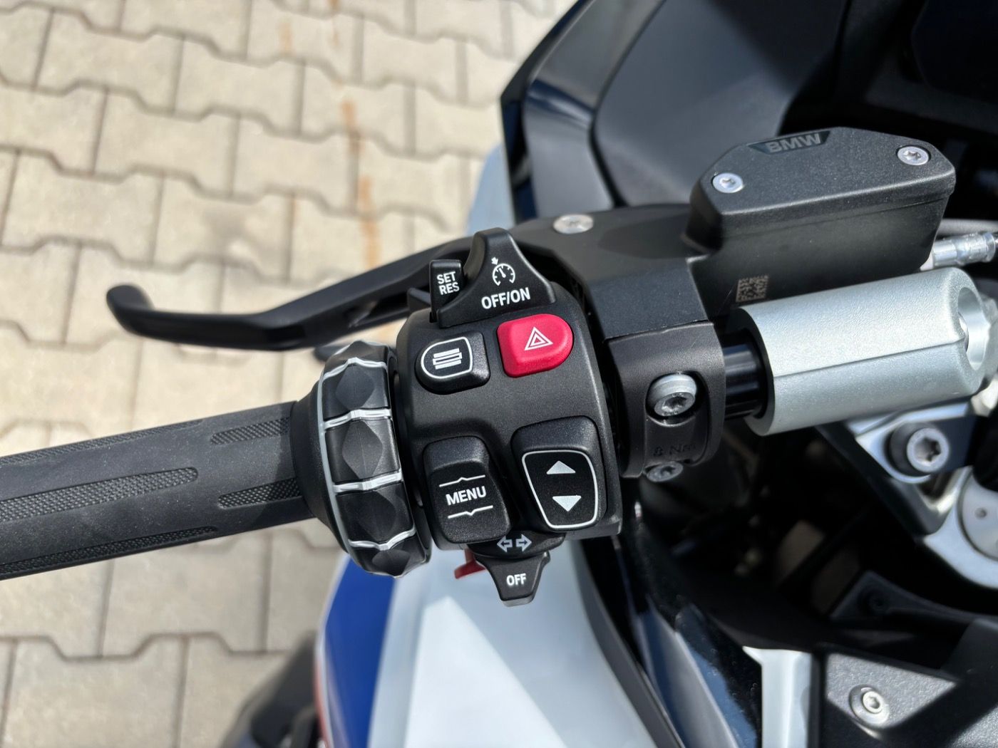 Fahrzeugabbildung BMW R 1300 RS Performance