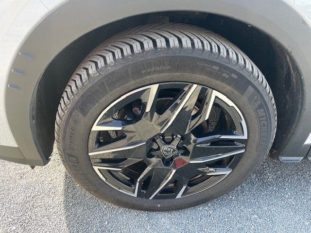 Fahrzeugabbildung Peugeot 3008 GT MHeV AT+Navi+beh. Frontscheibe+Allwetter