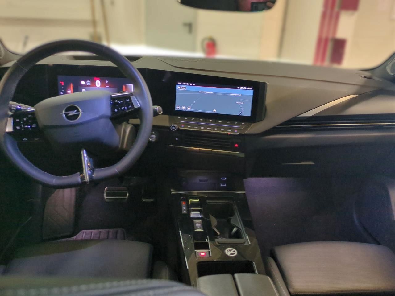 Fahrzeugabbildung Opel Astra ST 1.2 Turbo 96kW Ultimate Auto