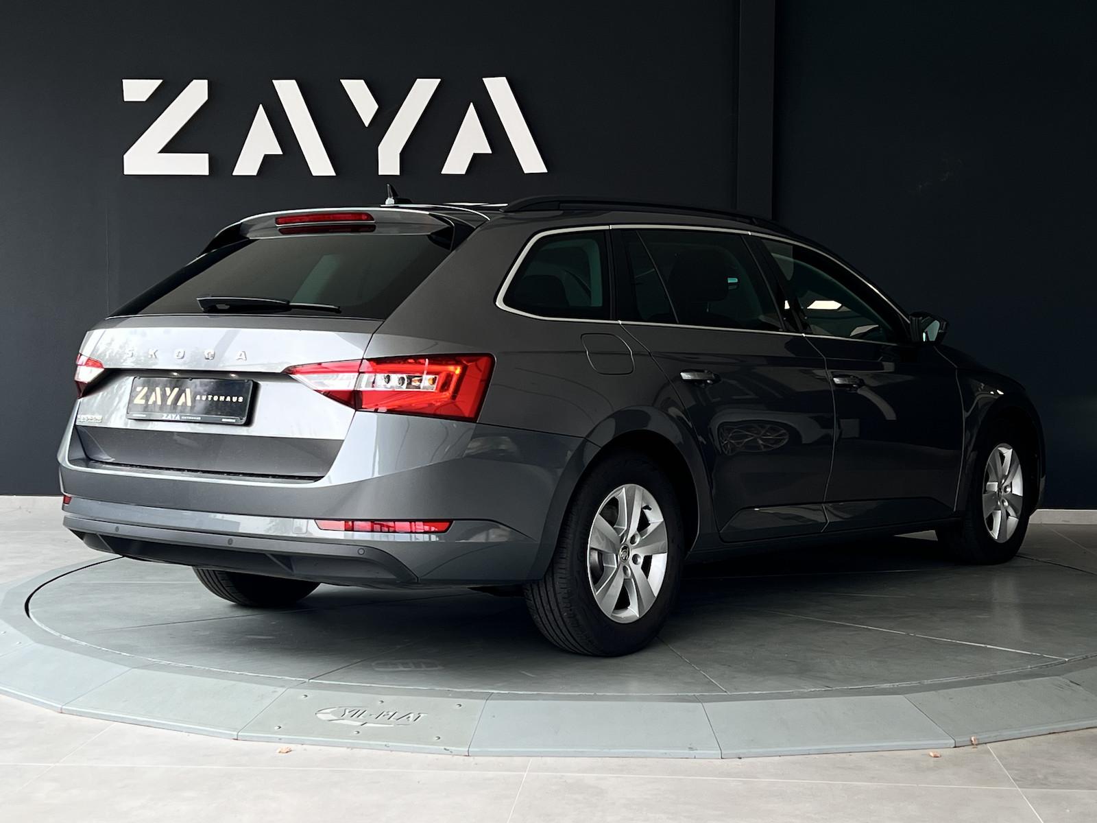 Skoda Superb 2.0 TDI Ambition*DSG*NAVI*LED*AHK*SITZ-HZ