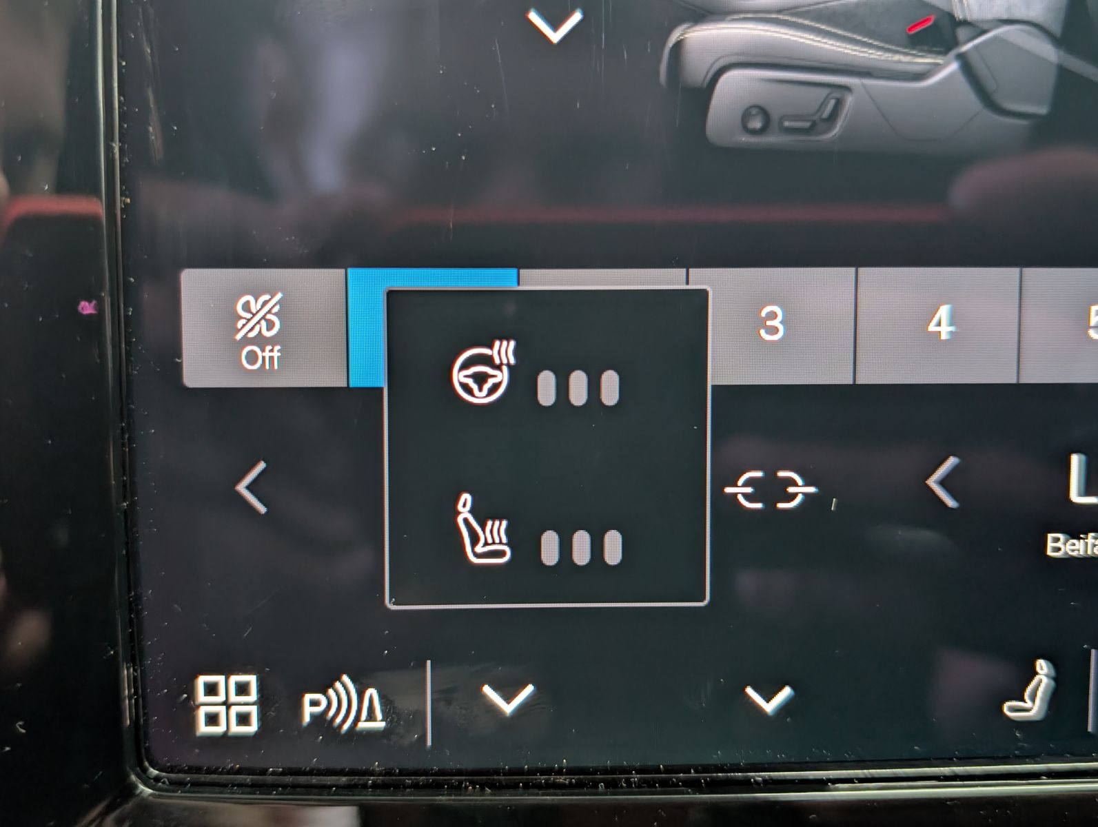 Fahrzeugabbildung Volvo XC40 B3 Core Winter-Pk. LED*VC*KEYLESS*SOUND*18"