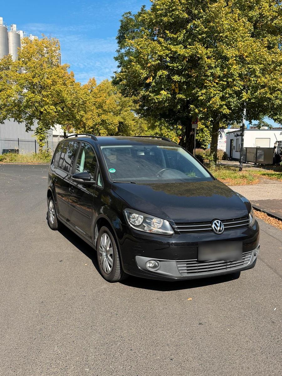 Volkswagen Touran, 2011