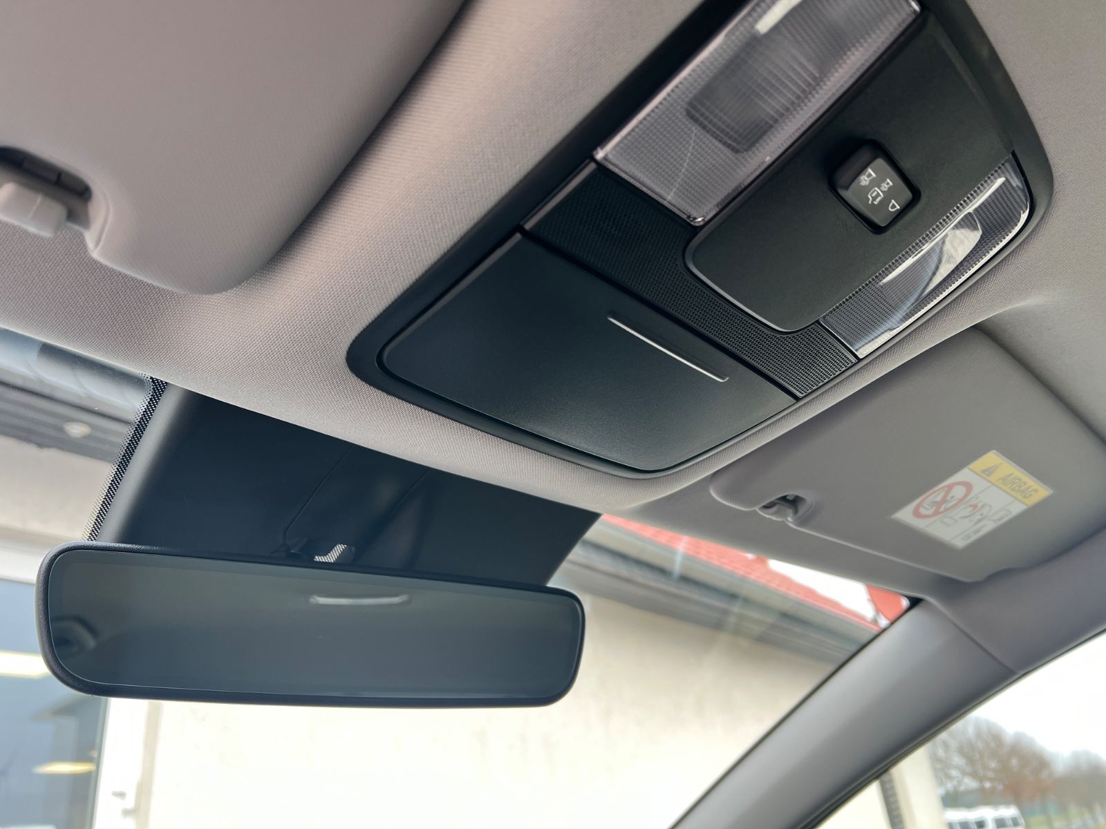 Fahrzeugabbildung Kia XCeed 1.5 T-GDI Vision Komfort Paket
