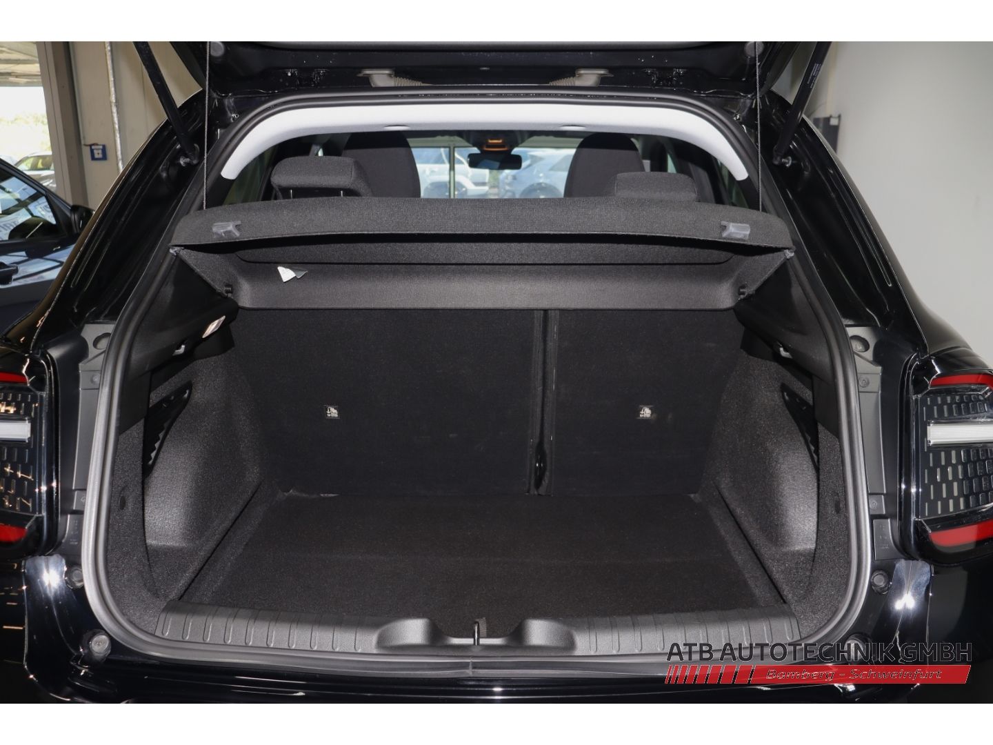 Fahrzeugabbildung Fiat 600 125-Jahre-Edition Hybrid 1,2 T3 74kW (100PS)
