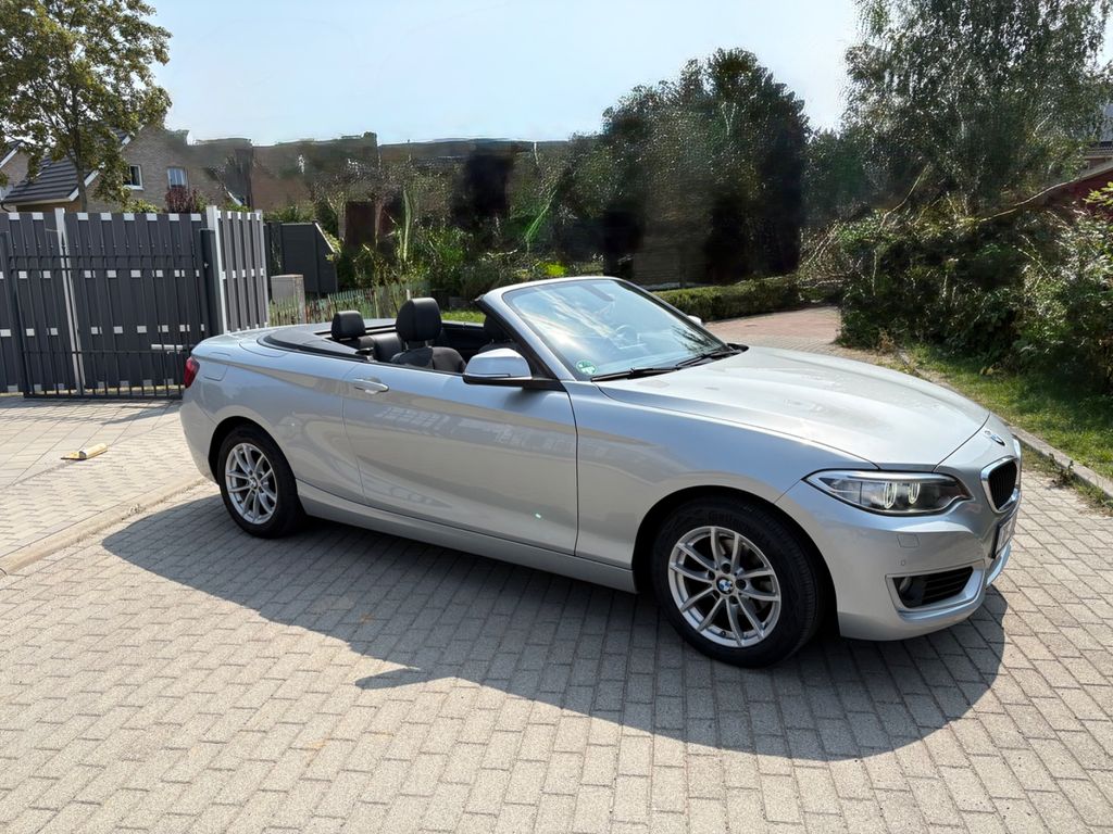 Image of BMW 218