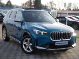 BMW X1 18 i sDri xLine Panorama/ACC/HUD/LED/AHK/360° - BMW X1: Blau