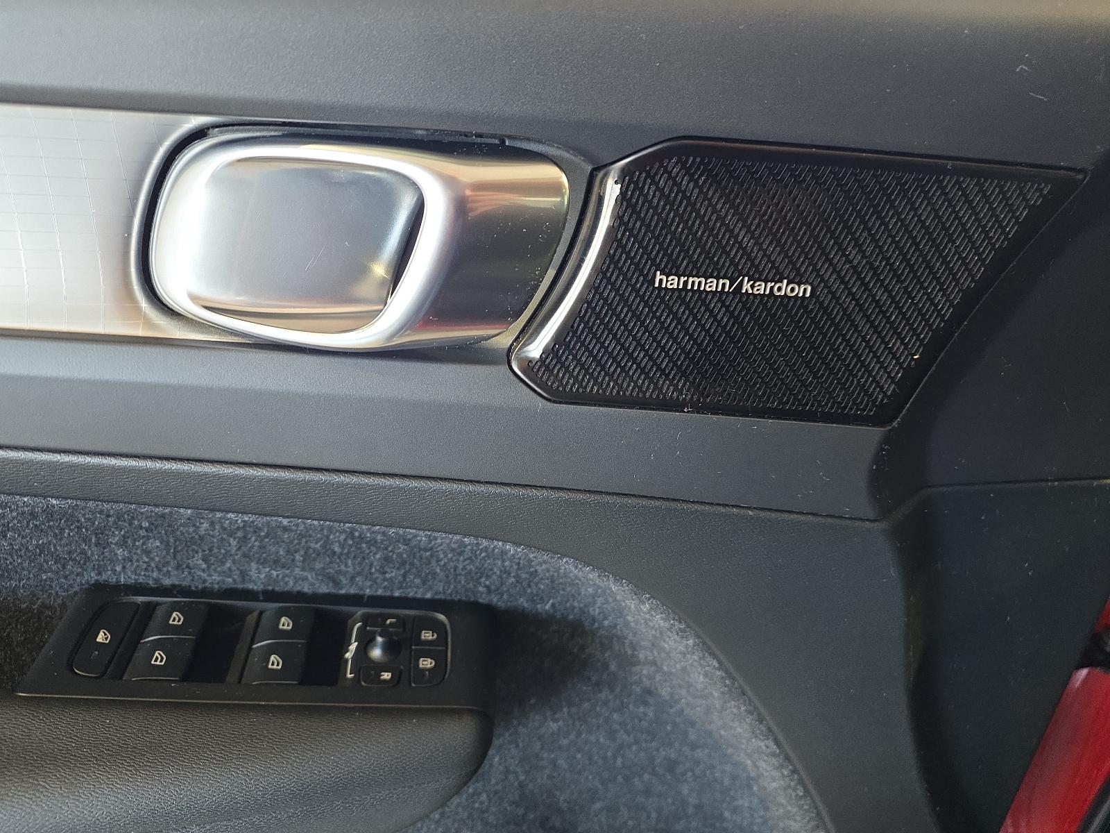 Volvo XC40 T3 Momentum Kamera Keyless Navi