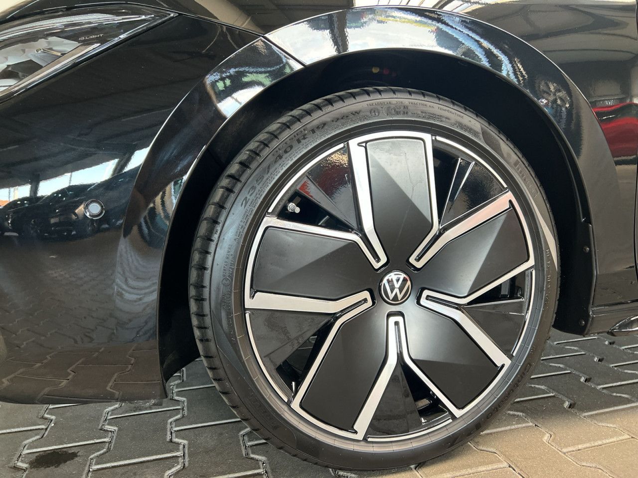 Volkswagen Passat Variant R-Line 2.0 TDI DSG AHK IQ.LIGHT foto 4