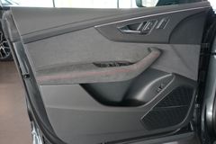 AUDI RSQ8 performance | Pano | RS-Designpaket + | 305 AUDI RSQ8 performance | Pano | RS-Designpaket + | 305