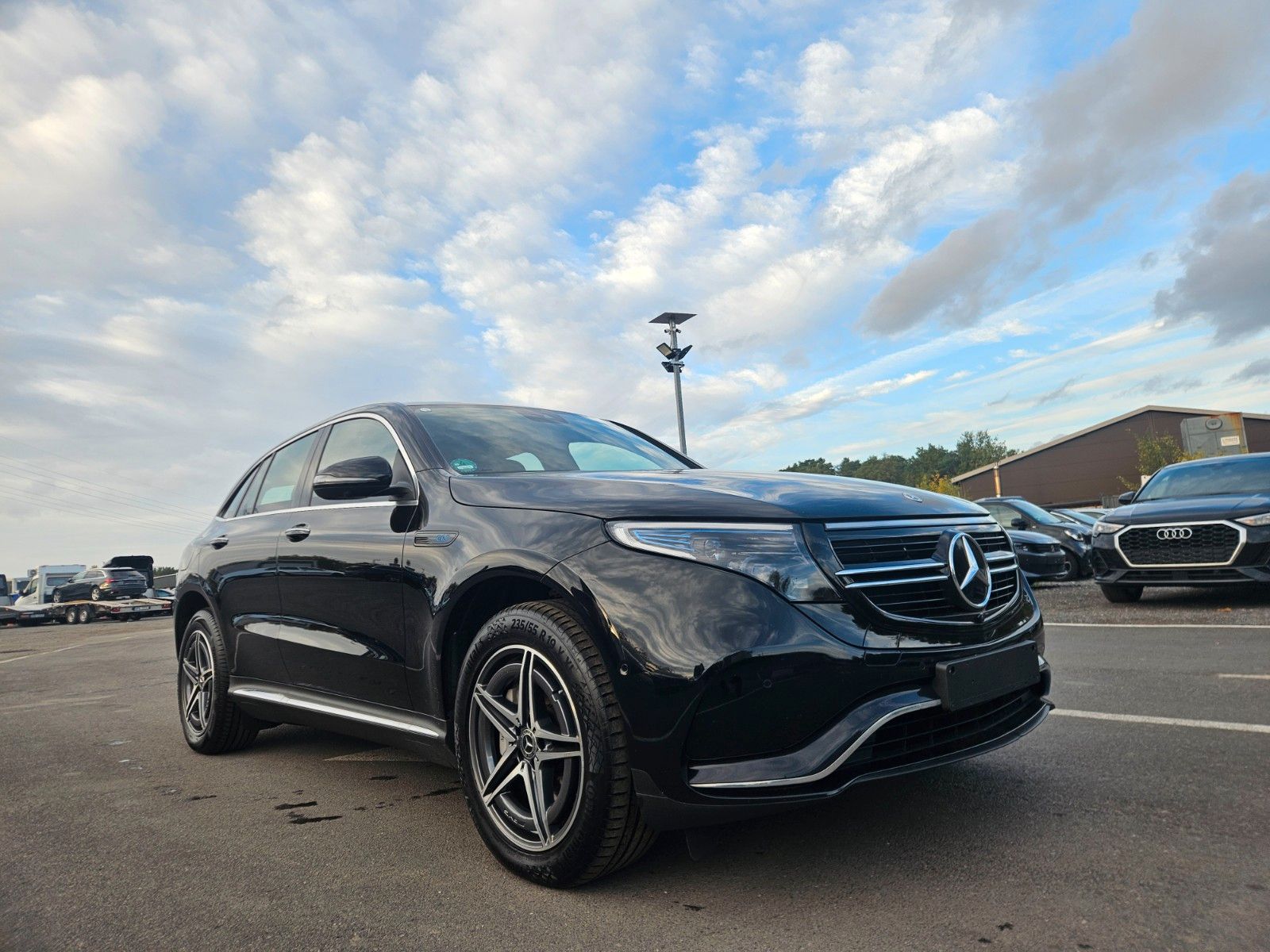 Mercedes-Benz EQC 400 4Matic 360-Gradkamera LEDER foto 2
