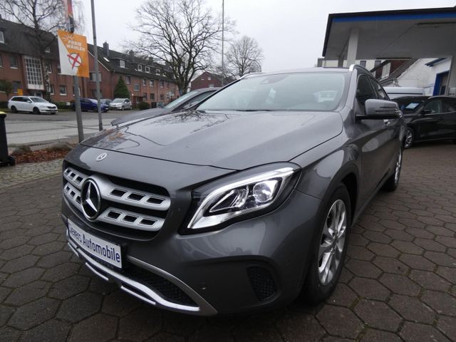 Mercedes-Benz GLA 180 7G-DCT Navi LED SHZ PDC Teilleder Tempom