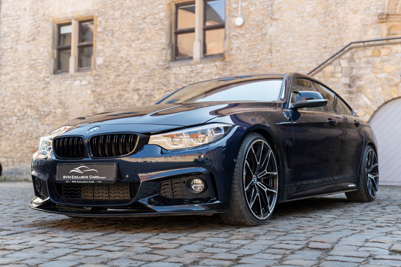 Fahrzeugabbildung BMW 440IX GC M-PERFORMANCE HUD H&K LED KAM CARPLAY