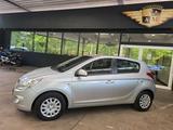 Hyundai i20 1.2 Classic Lim. AW-Reifen-NEU/Bremse-Top - gebrauchte Hyundai i20 aus dem Jahr 2012