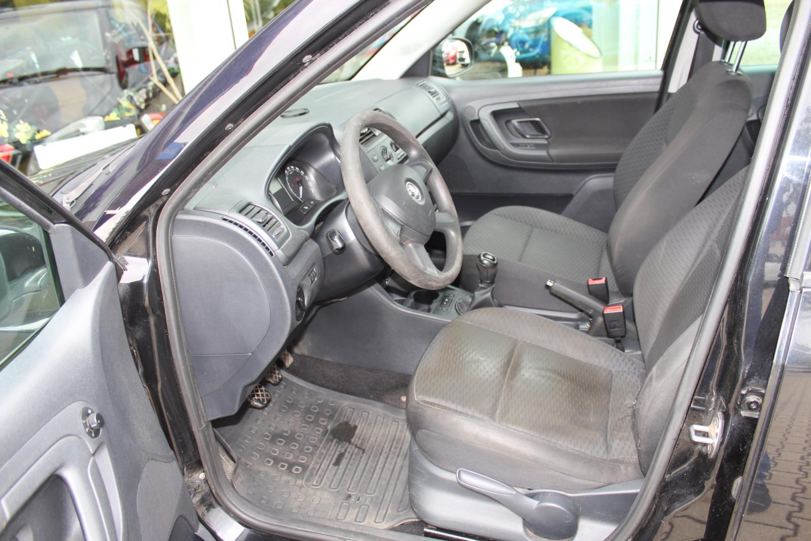 Skoda Fabia 2013 — photo 17