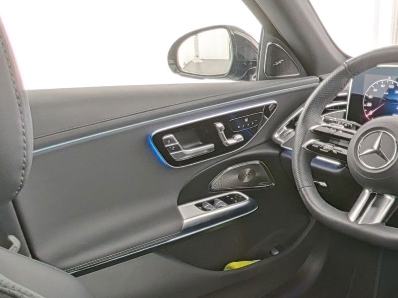 Fahrzeugabbildung Mercedes-Benz E 450 d 4M T AMG AHK+FahrassPak+StdHz+Burmester
