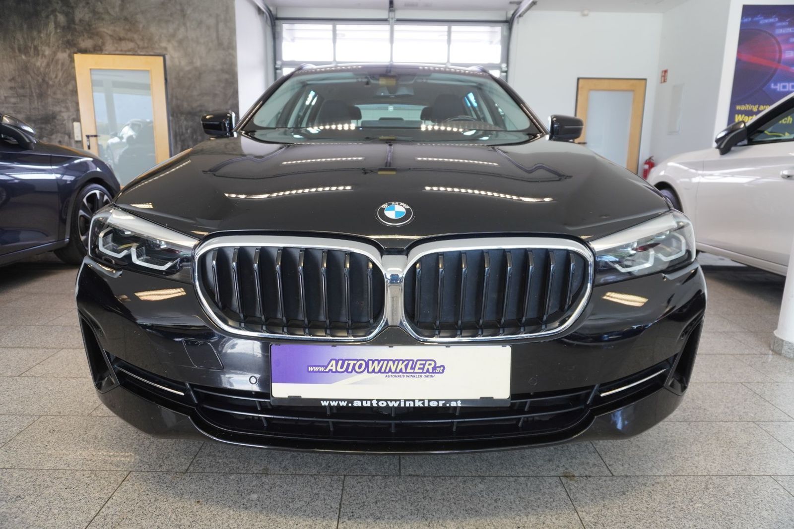 BMW 518 d Touring Aut./LED/Nav. Prof. imagem 2